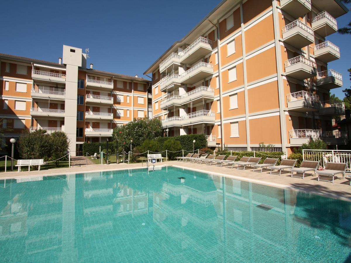 Appartamento Residenza Gardenia Lignano Sabbiadoro Esterno foto
